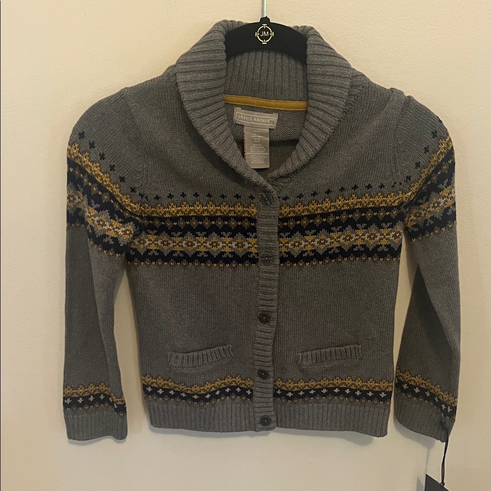 Cozy Gray Kids Cardigan with Patterned Design